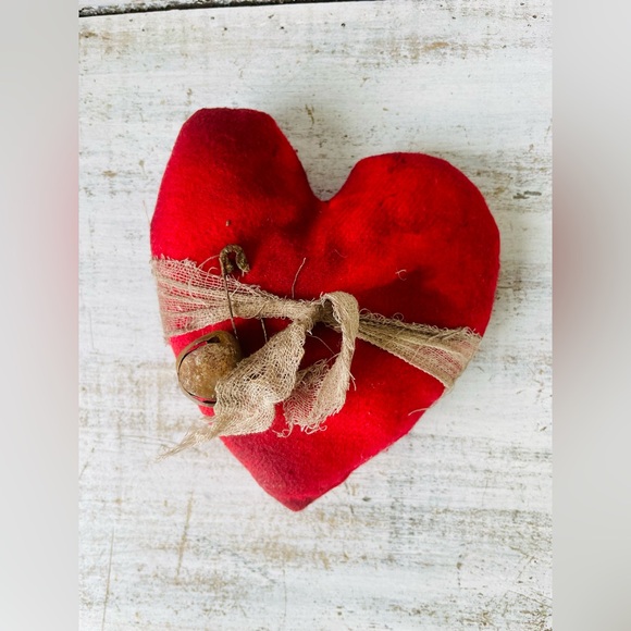 *Heart Ornament Primitive Decor - Picture 7 of 12